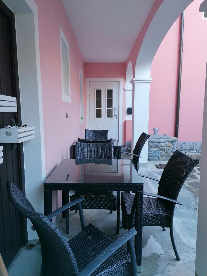 Gaestehaus Ruinenblick Bed & Breakfast Spitz an der Donau Екстериор снимка