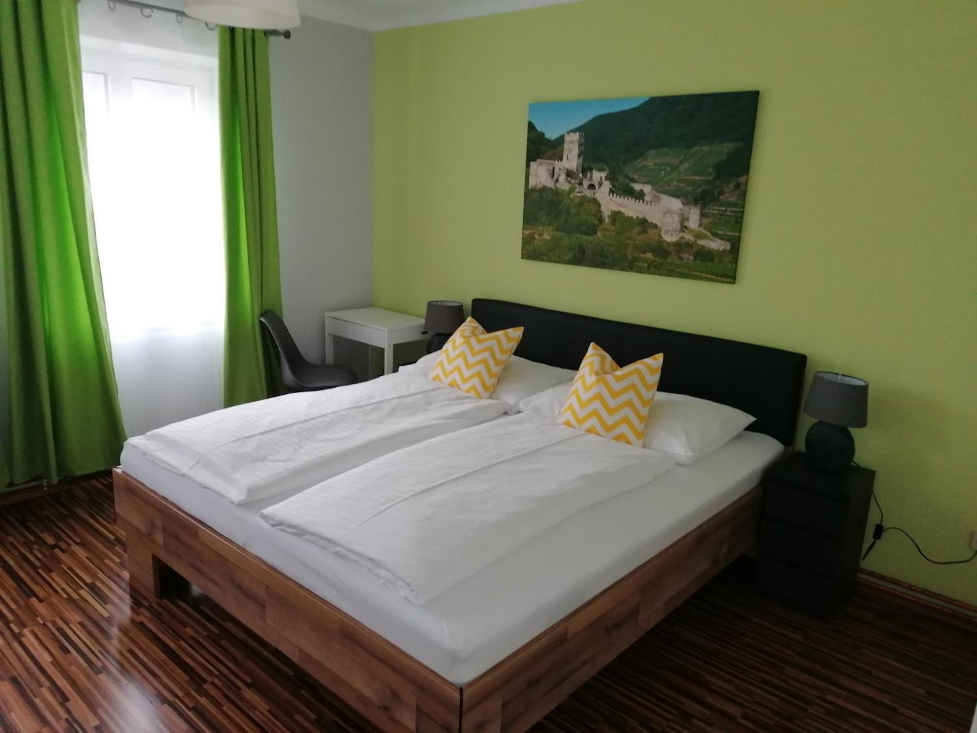 Gaestehaus Ruinenblick Bed & Breakfast Spitz an der Donau Екстериор снимка